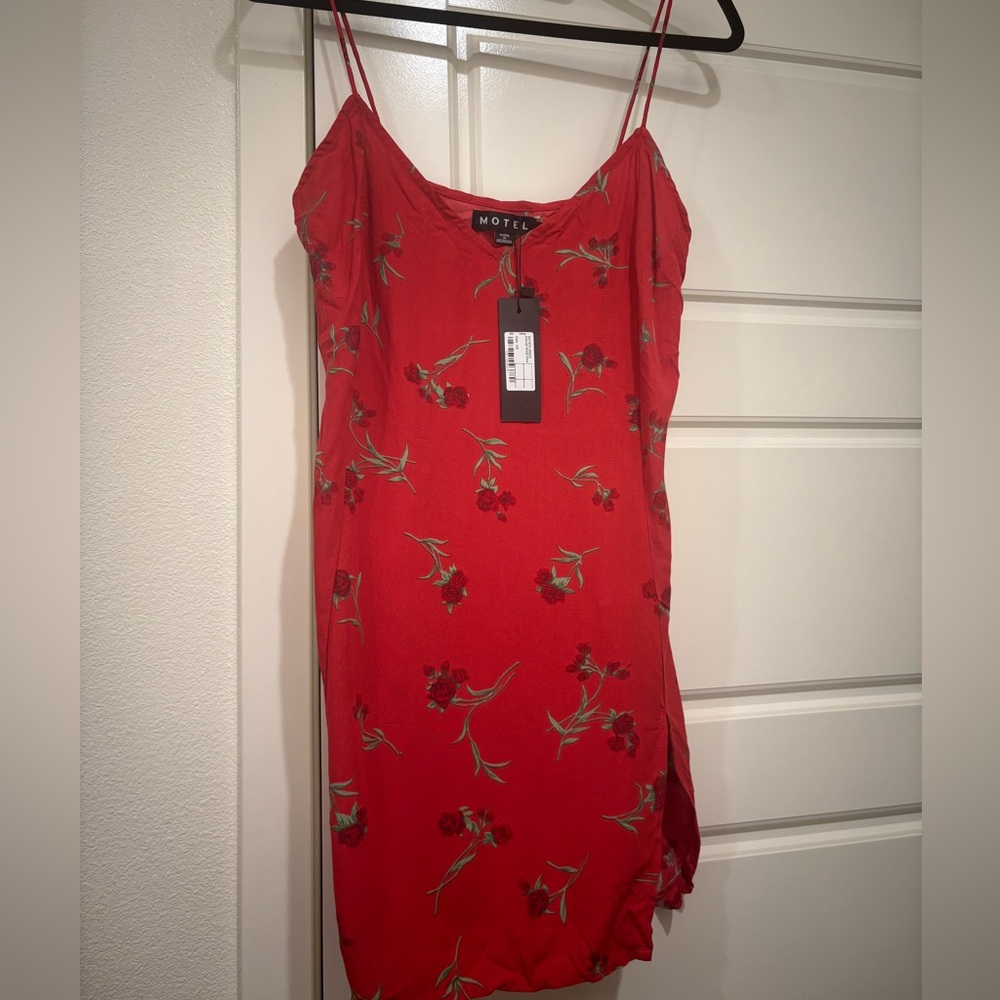 NWT Motel Rocks Red Batista Rose 90s vibe Slip Dress Size XS